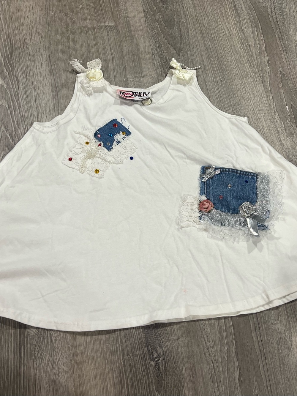 Totally Me by Tickle Me White Girls' Lace & Denim Patch loose Tank Top 8 vintage